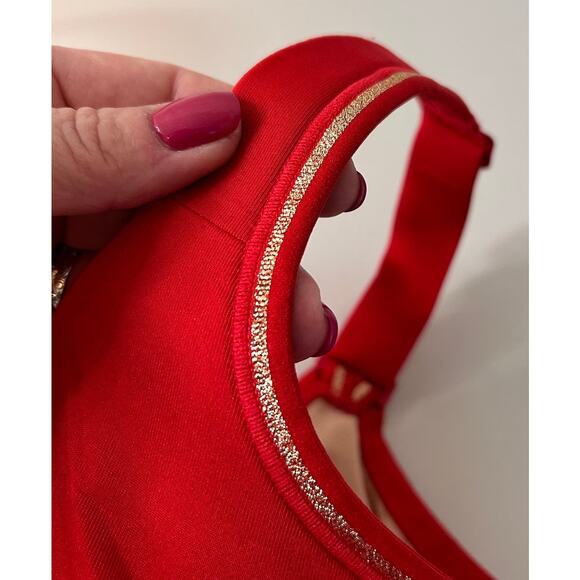 Cacique The Modern Collection Lightly Lined Red Gold Stripe No Wire Bra Size 40D - Picture 3 of 9